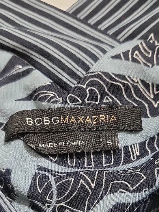 BCBGMaxAzria Navy & Light Blue Floral Twist-Front Camisole - Picture 2 of 5